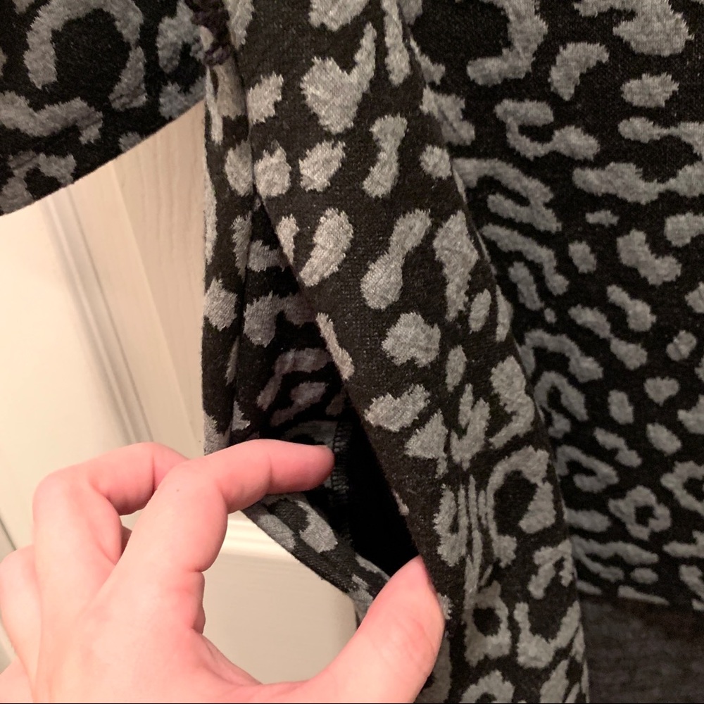 Lane Bryant Belted Animal Print Tunic - Size 14/16 - Picture 6 of 10